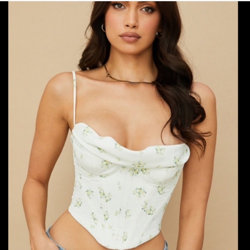 House of CB top
